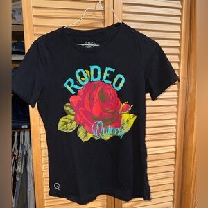 Quincy Black Graphic Tee - Short Sleeve